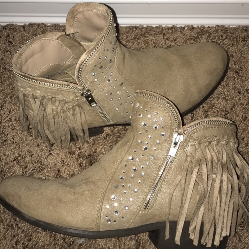 ☀️Justice booties